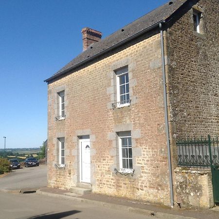 Gite Auvraysien 10P La Foret-Auvray Bagian luar foto